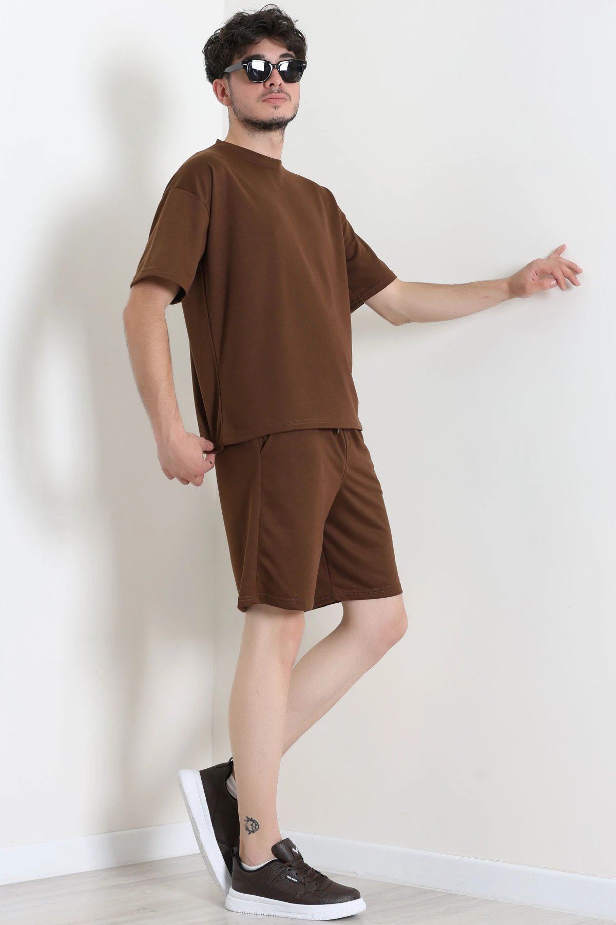 İki İplik Oversize Şortlu Erkek Takım Kahve - 80274.1567.