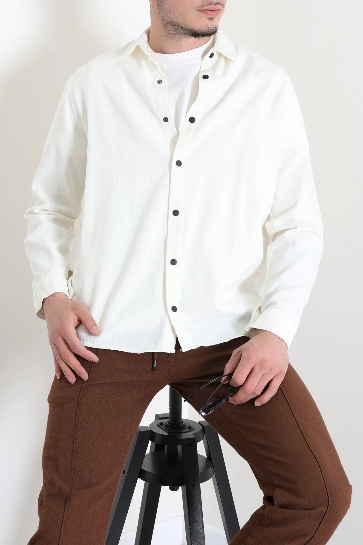 Gabardin Kumaş Cepli Erkek Gömlek Ekru