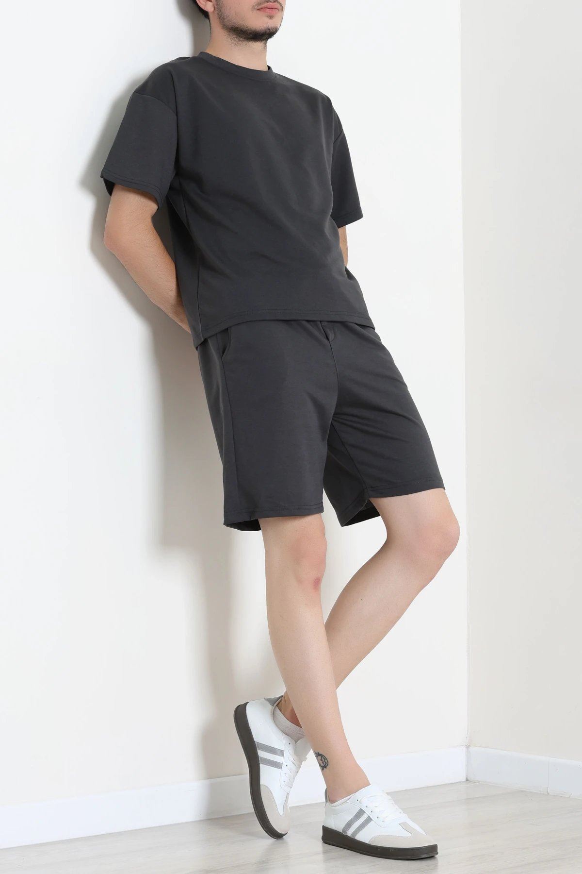 İki İplik Oversize Şortlu Erkek Takım Antrasit - 80274.1567.